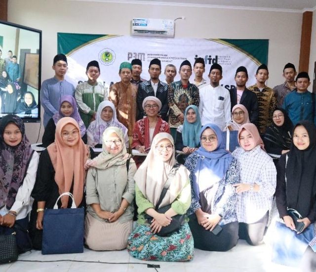 Sekolah Demokrasi Hybrid: Upaya Cegah Politisasi Identitas pada Pemilu 2024 di Provinsi Banten