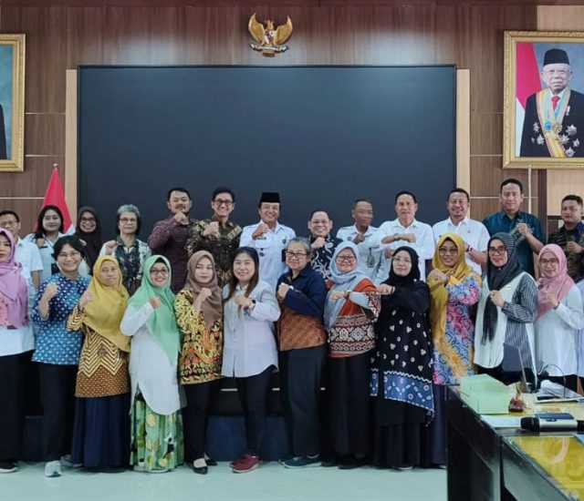 Pendampingan Deportan dan Returni Perempuan dan Anak di Jawa Timur: Kemajuan, Praktik Baik, Tantangan 