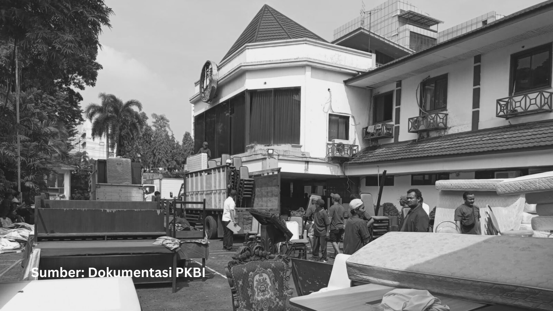 Hentikan Tindakan Melawan Hukum Penggusuran Kantor PKBI!
